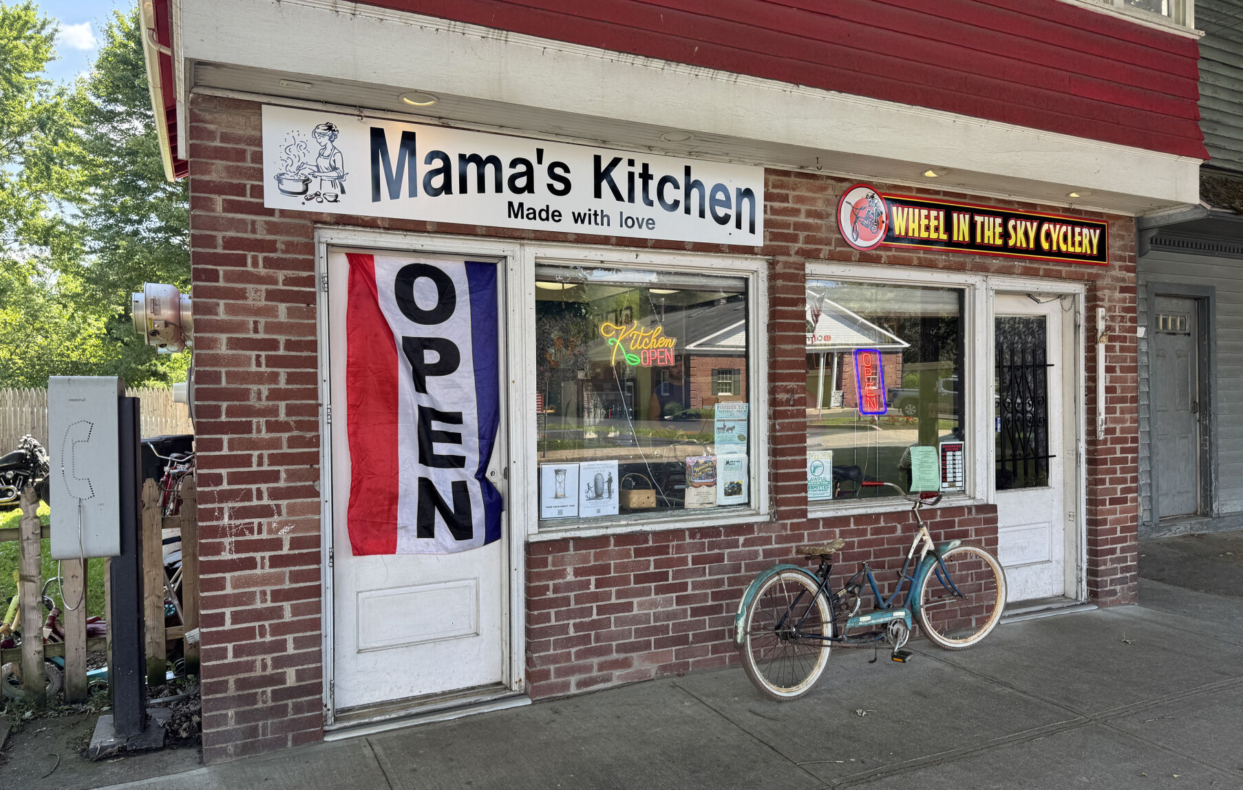 Mama's Kitchen 2.JPG